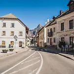 Apartment Picturesque Mountain Vista Residences - One Bedroom *