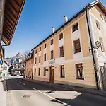 Picturesque Mountain Vista Residences - One Bedroom *