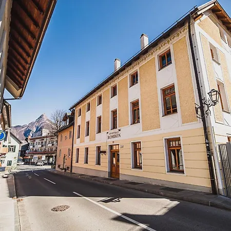 Picturesque Mountain Vista Residences - One Bedroom *